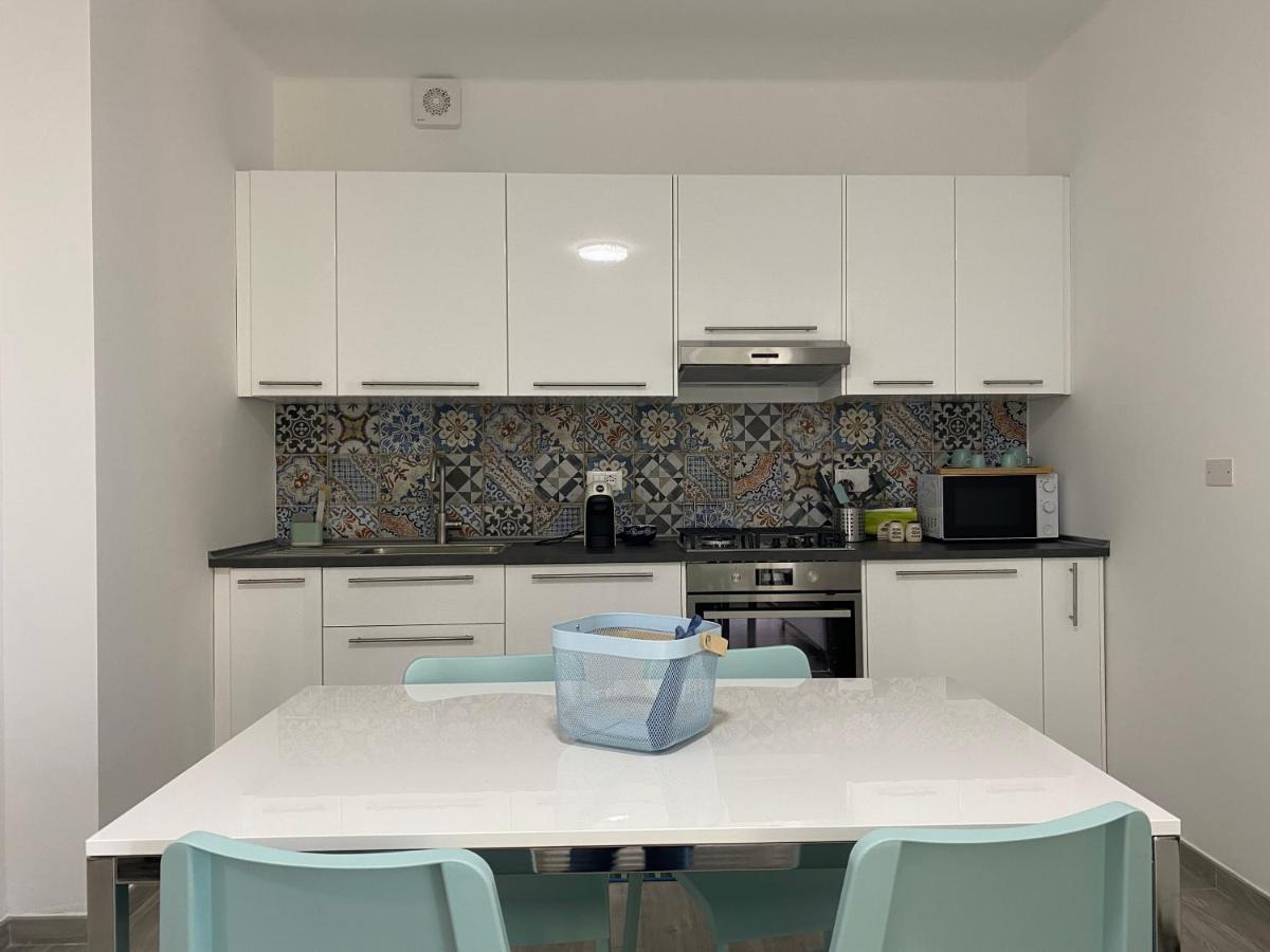 Apartamento La Perla Marina Arma di Taggia Exterior foto